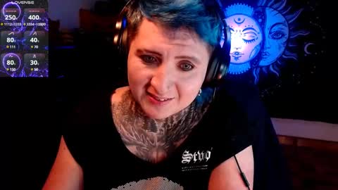 Snapshot of ftmblueyes chatting on 02/22/25, 01:00 HEHIM online show from 02/22/25, 01:00