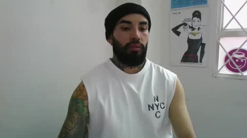 Snapshot of ftmen chatting on 06/02/26, 01:02 Jestevan online show from 06/02/26, 01:02