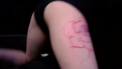 fu338208 online show from 11/08/25, 11:10