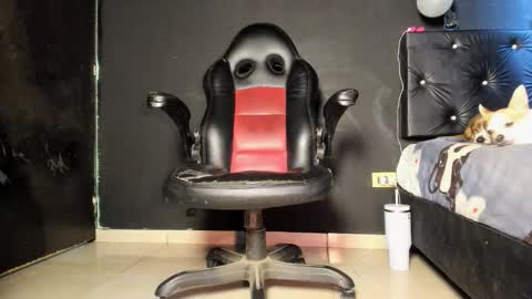 Snapshot of fuck_hardlove chatting on 06/04/26, 06:47 Ricardodominic 1 MODELO INDEPENDIENTE online show from 06/04/26, 06:47