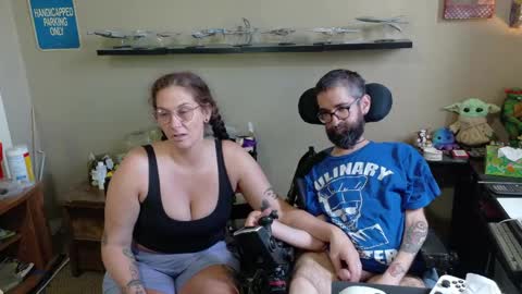 fuck_i_dunno online show from 05/27/26, 08:39