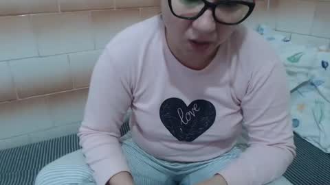 Ella online show from 12/17/24, 06:13