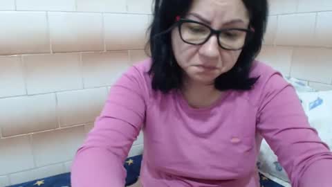 Ella online show from 01/03/25, 06:33