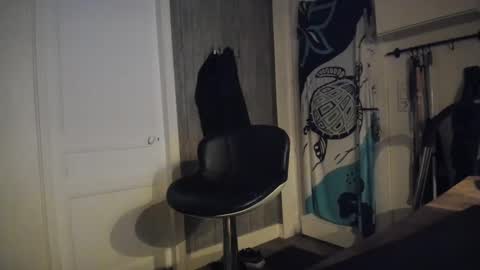 Snapshot of fuckass77300 chatting on 12/24/24, 07:06 FUCKASS online show from 12/24/24, 07:06