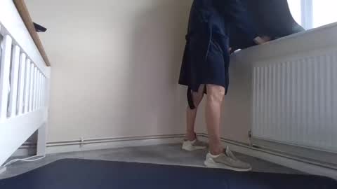 Snapshot of fuckbeatb chatting on 11/19/25, 01:22 fuckbeatb online show from 11/19/25, 01:22