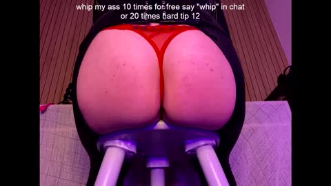 Snapshot of fuckboii234 chatting on 11/16/25, 12:22 Fboii online show from 11/16/25, 12:22