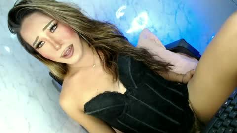 Snapshot of fuckerjenny8 chatting on 06/16/26, 05:37 sweetyJENNY online show from 06/16/26, 05:37
