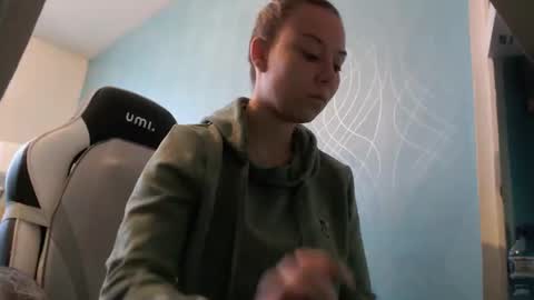 La online show from 11/28/25, 07:22