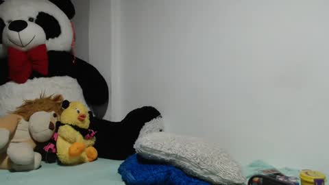 Snapshot of fucking_temptation1 chatting on 02/18/25, 02:05 Mia and Gary online show from 02/18/25, 02:05