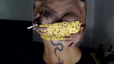 Snapshot of fuckingprincessanna chatting on 10/03/25, 09:28 Princess Anna online show from 10/03/25, 09:28