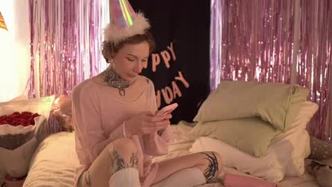 Eva         all my links   online show from 04/15/26, 11:28