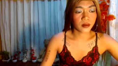 Snapshot of fuckme811826 chatting on 09/18/25, 02:13 fuckme811826 online show from 09/18/25, 02:13