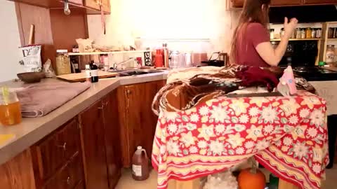 Snapshot of fuckmypussyplz1 chatting on 01/13/26, 06:02 fuckmypussyplz1 online show from 01/13/26, 06:02