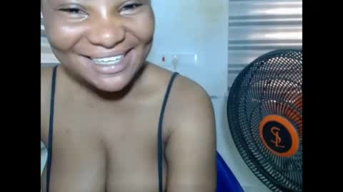 Snapshot of fuckxmypussy chatting on 04/23/26, 08:24 fuckxmypussy online show from 04/23/26, 08:24