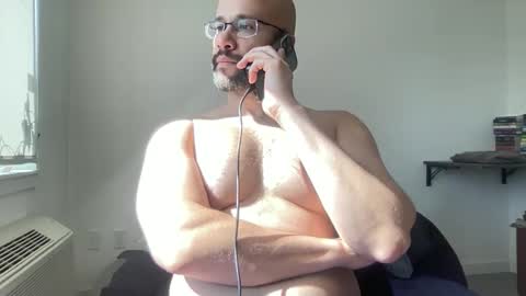 Snapshot of fuckyeahcoach chatting on 05/31/26, 01:18 Muscle Bear Jock in Training online show from 05/31/26, 01:18