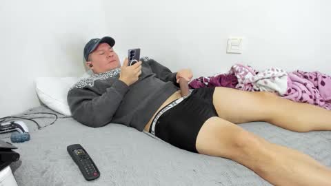 Fuckdirtymen online show from 03/18/26, 02:42