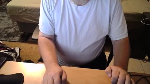 Fuego online show from 12/14/25, 02:50