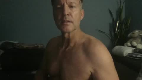 Snapshot of fuertecock chatting on 10/03/25, 02:19 Gregorio online show from 10/03/25, 02:19