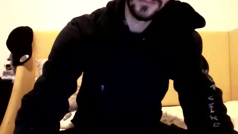 Snapshot of fulcrumya chatting on 11/11/25, 10:32 fulcrumya online show from 11/11/25, 10:32