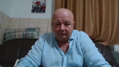 Snapshot of fullballs6 chatting on 12/15/24, 01:24 fullballs6 online show from 12/15/24, 01:24