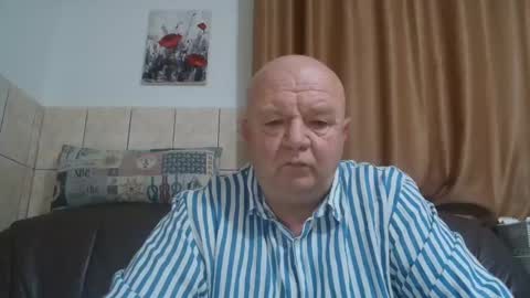 Snapshot of fullballs6 chatting on 12/20/24, 03:36 fullballs6 online show from 12/20/24, 03:36