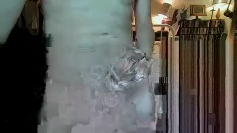 Snapshot of fullsvc chatting on 11/09/25, 05:11 fullsvc online show from 11/09/25, 05:11