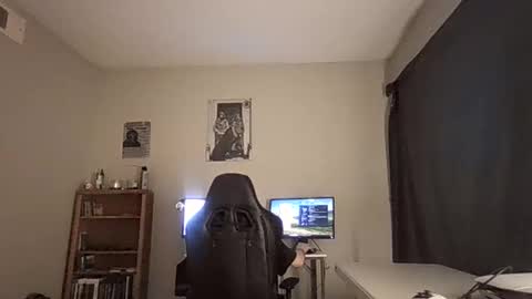 Snapshot of fun4u2tx chatting on 11/20/25, 07:13 fun4u2tx online show from 11/20/25, 07:13