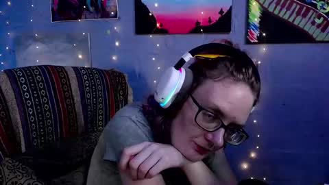 Snapshot of funafterdark13 chatting on 12/31/24, 12:04 Princess Nellie Captain Simon online show from 12/31/24, 12:04