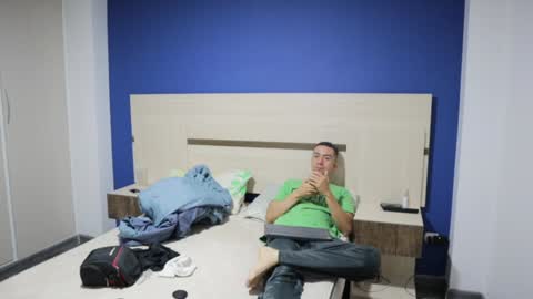 Sammygirl  tommy guy friends with benefits online show from 12/04/24, 11:24