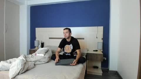 Sammygirl  tommy guy friends with benefits online show from 03/06/25, 07:32