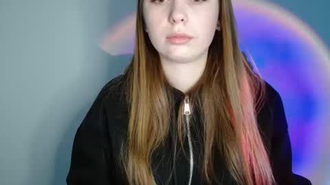 Emma online show from 04/10/26, 03:56