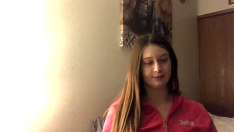 Snapshot of funflirt97 chatting on 01/09/25, 02:43 Linnys Palace online show from 01/09/25, 02:43