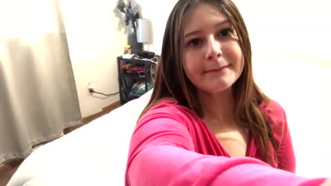 Snapshot of funflirt97 chatting on 02/11/25, 06:01 Linnys Palace online show from 02/11/25, 06:01
