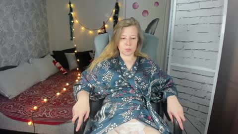 Snapshot of funny_bunny4 chatting on 01/11/25, 08:10 funny_bunny4 online show from 01/11/25, 08:10