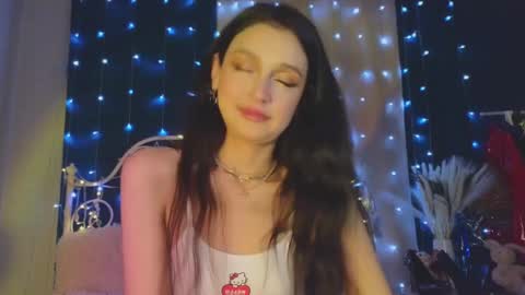 Tiffany online show from 03/07/25, 02:57