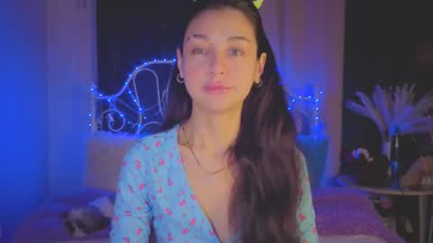 Tiffany online show from 10/25/25, 02:30