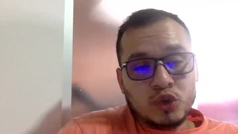 Snapshot of funnyboys18 chatting on 03/04/25, 07:11 Zanty online show from 03/04/25, 07:11