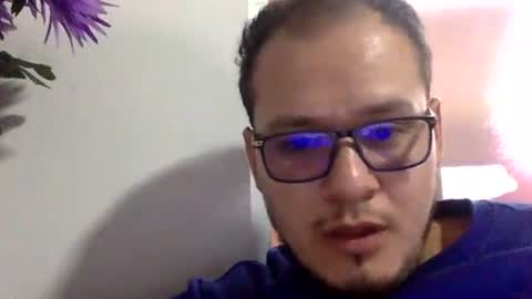 Snapshot of funnyboys18 chatting on 12/05/25, 06:59 Zanty online show from 12/05/25, 06:59