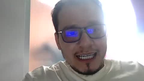 Snapshot of funnyboys18 chatting on 12/19/25, 06:59 Zanty online show from 12/19/25, 06:59