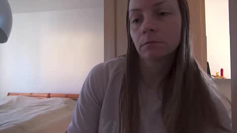 Snapshot of funservice chatting on 11/18/25, 08:41 funservice online show from 11/18/25, 08:41