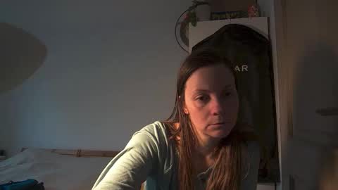 Snapshot of funservice chatting on 11/21/25, 12:26 funservice online show from 11/21/25, 12:26