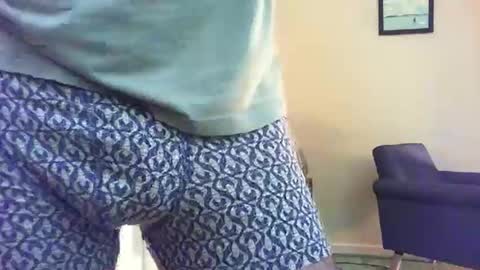 Snapshot of funslimguy chatting on 02/04/26, 01:11 Funslimguy online show from 02/04/26, 01:11