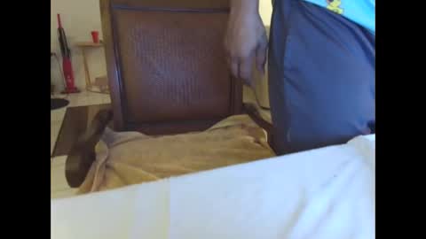 Snapshot of funtimes387 chatting on 12/25/24, 02:35 funtimes387 online show from 12/25/24, 02:35