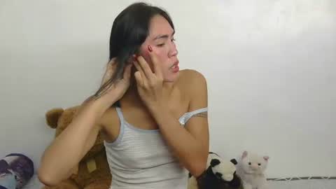 LIL LEE online show from 11/27/25, 02:35