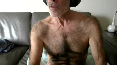 Snapshot of furrydawg chatting on 06/28/26, 05:30 furrydawg online show from 06/28/26, 05:30