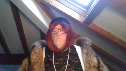 Dany online show from 05/17/26, 05:42