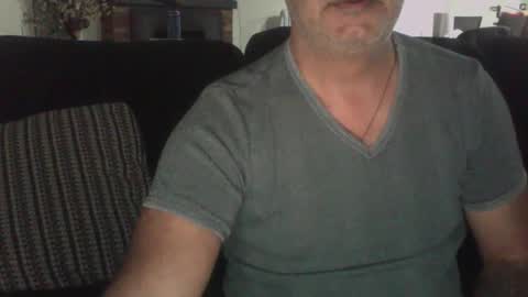 Snapshot of futbolin95 chatting on 01/11/25, 06:23 futbolin95 online show from 01/11/25, 06:23