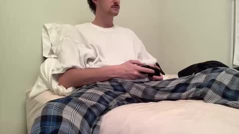 Snapshot of fuzzedpeach chatting on 12/02/25, 11:34 fuzzedpeach online show from 12/02/25, 11:34