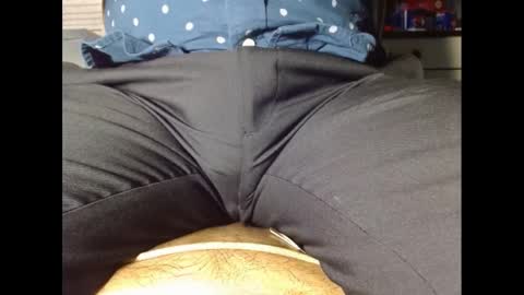 Snapshot of fuzzyblues chatting on 01/05/25, 09:03 Fuzzy Blues online show from 01/05/25, 09:03