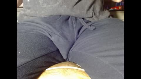 Snapshot of fuzzyblues chatting on 01/29/25, 09:07 Fuzzy Blues online show from 01/29/25, 09:07